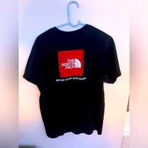 Mens L North Face Tee